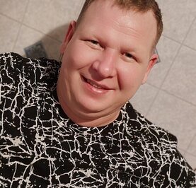 Максим